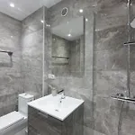 Ruby Harbour House Апартаменты *